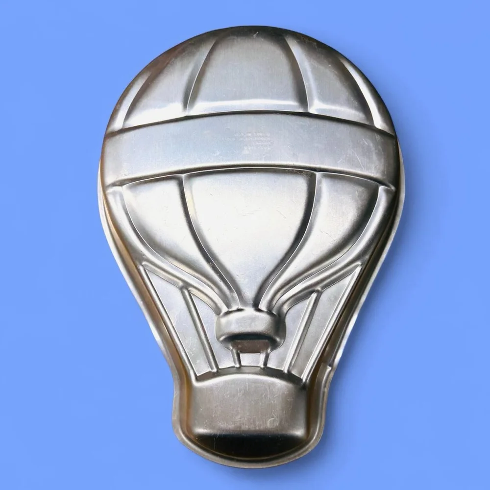 Vintage Wilton Cake Pan Hot Air Balloon 502-3169 Aluminum 1982 14.5